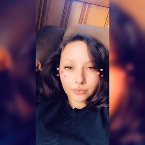 Meet your Posher, Veronica